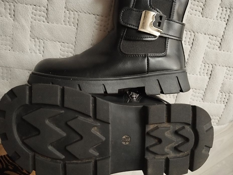 Обувь на девочку