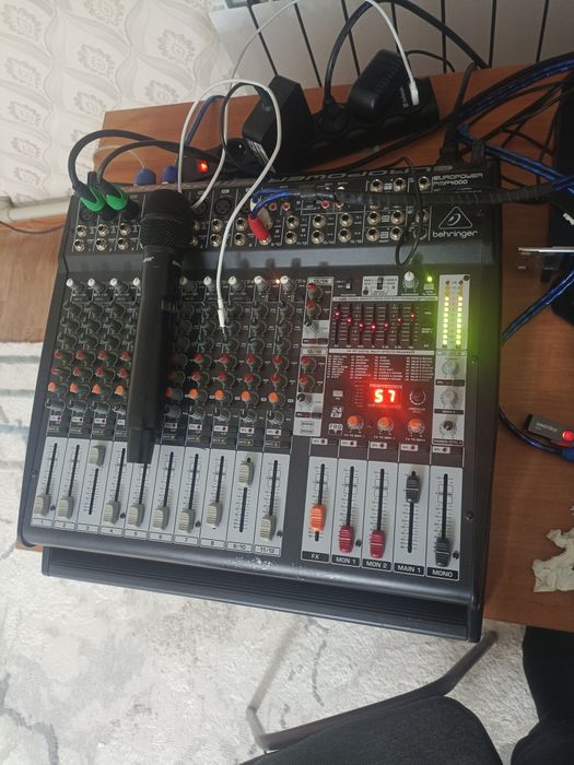 Музылкальный инструмент продам