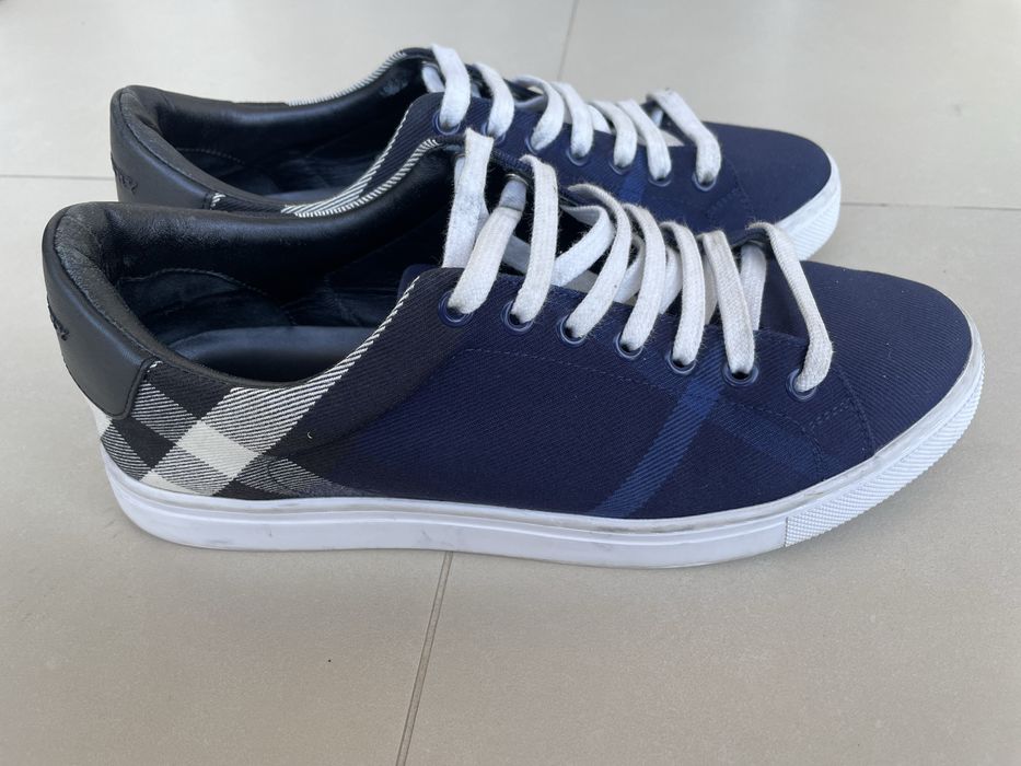 Burberry check sneakers 39