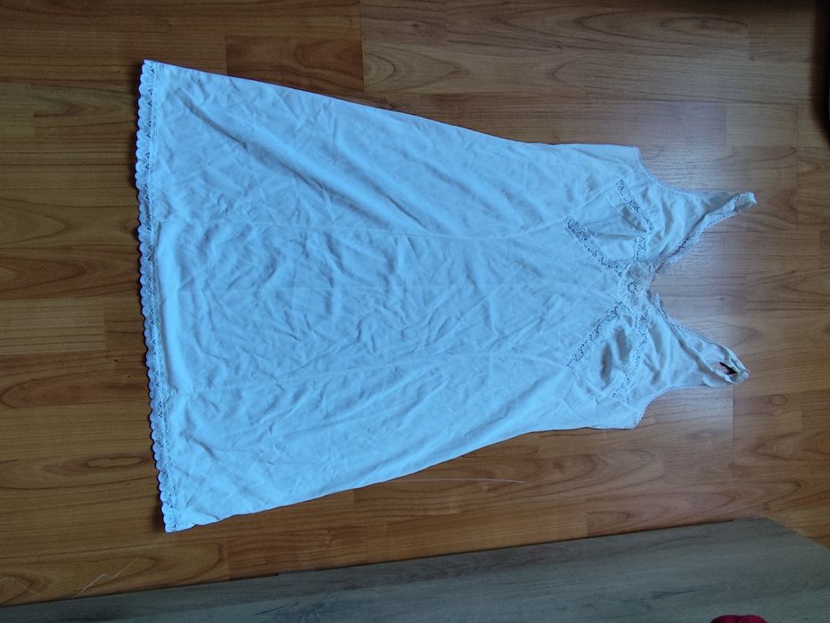 Furou, neglijeu dama