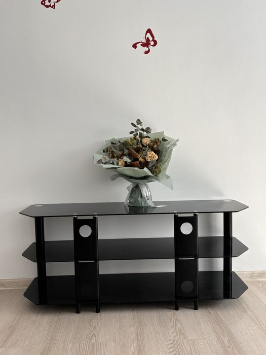 Masa de sticla neagra” Montabila “ Noua