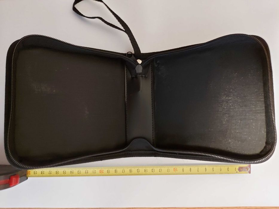 Gentuta cu fermuar pentru MP4, telefoane, CD-uri, DVD-uri , model 1