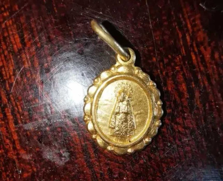 Pandantiv icoana din aur 24k