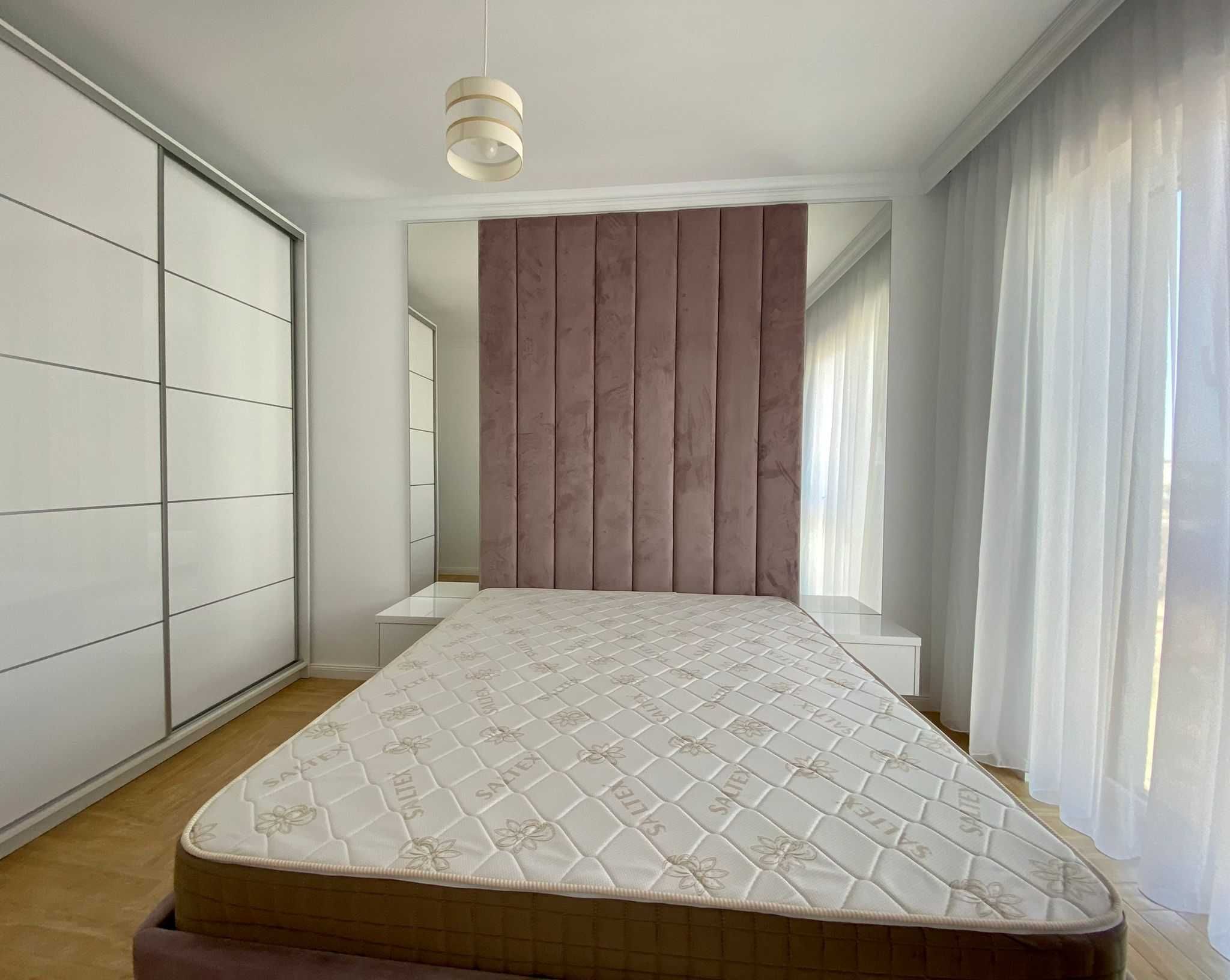 Inchiriez apartament cu 2 camere in Prima Arena