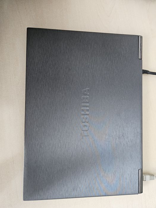 ultrabook laptop slim toshiba l855