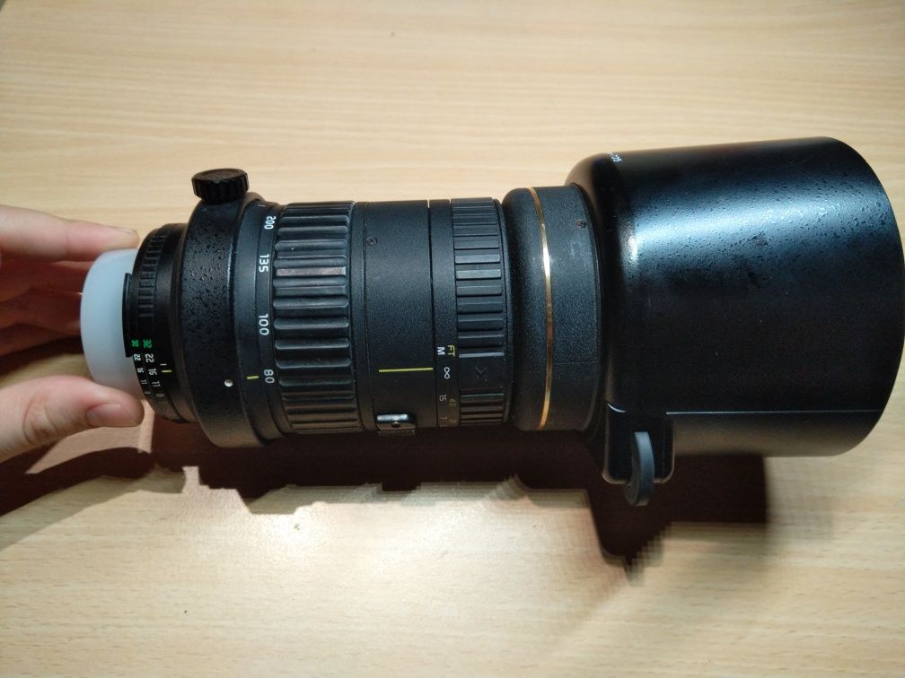 Обектив Tokina 80-400mm + подарък UV филтър
