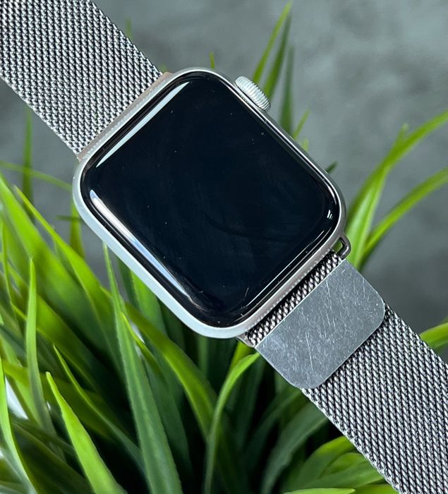 Смарт часы Apple Watch SE  Technocom.kz-Коммисионный магазин