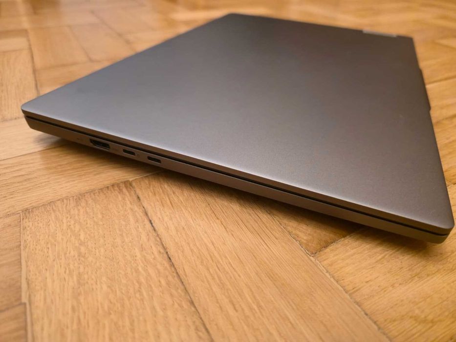 Laptop Lenovo IdeaPad Pro 5 16", AMD Ryzen 7 7840HS, 32GB RAM, 1TB SSD