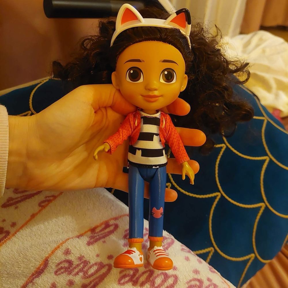 Papusa Gabby Dollhouse