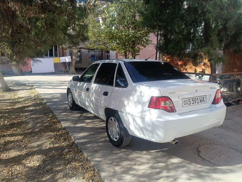 Нексия 2 сонс срочна сотилади идиял холати факат аформленияга сотилади