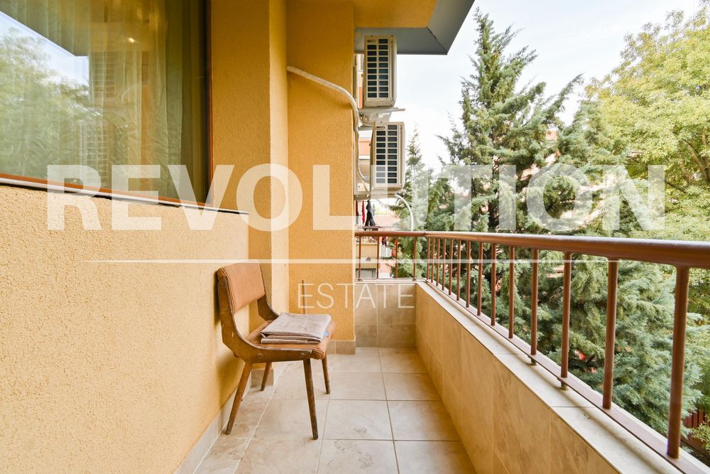 Дава се под наем Тристаен апартамент в София, Света Троица - 90 кв.м за 750 € - Снимка #11