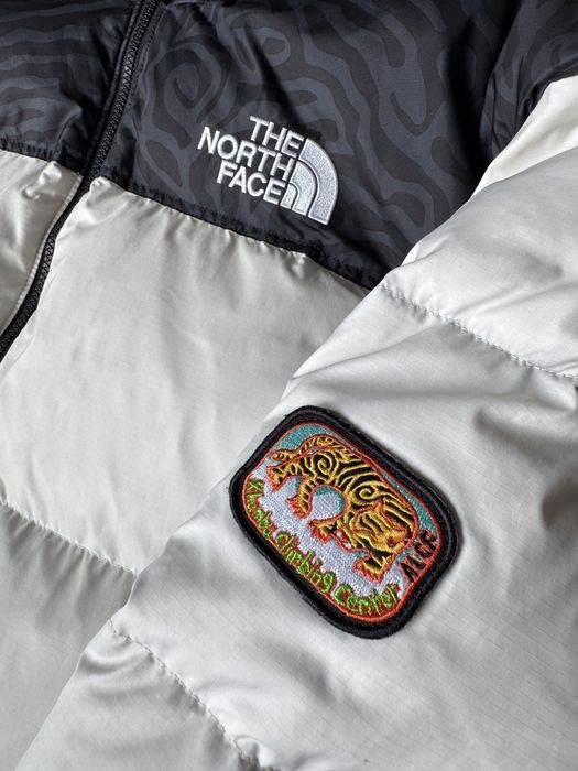 Мъжко! Чисто ново оригинално пухено The North Face Nuptse tiger 700