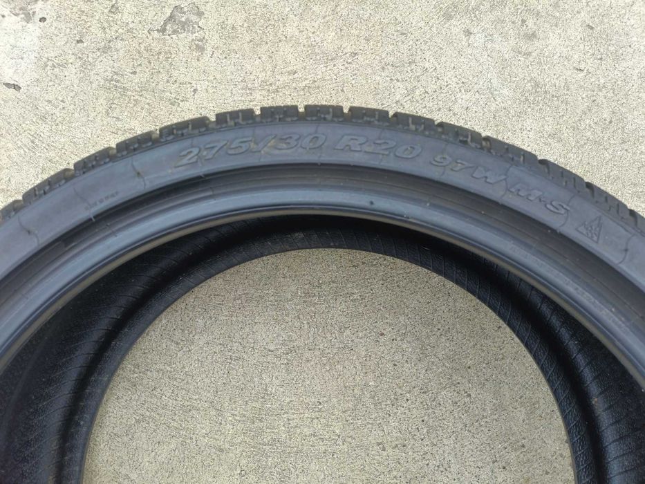 O anvelopa iarna 275 30 20 pirelli sottozero 2 profil de 6,5 mm