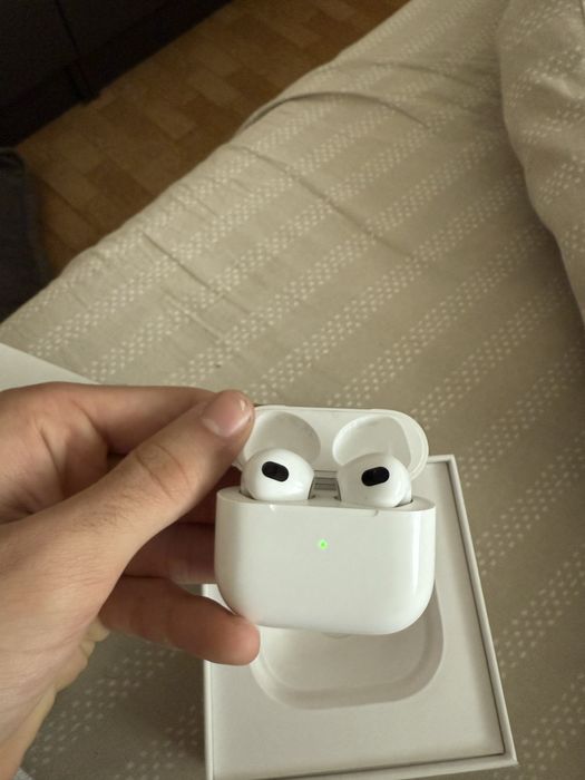 AirPods 3 generation