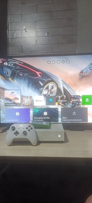 Xbox one s + игри