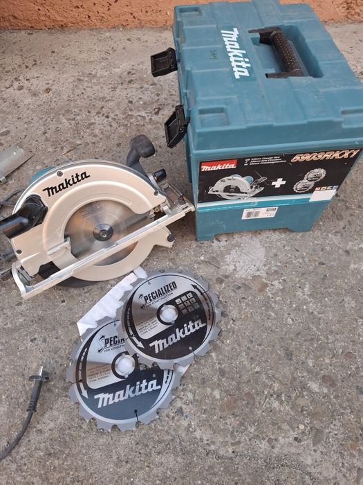 Fierastrau circular Makita