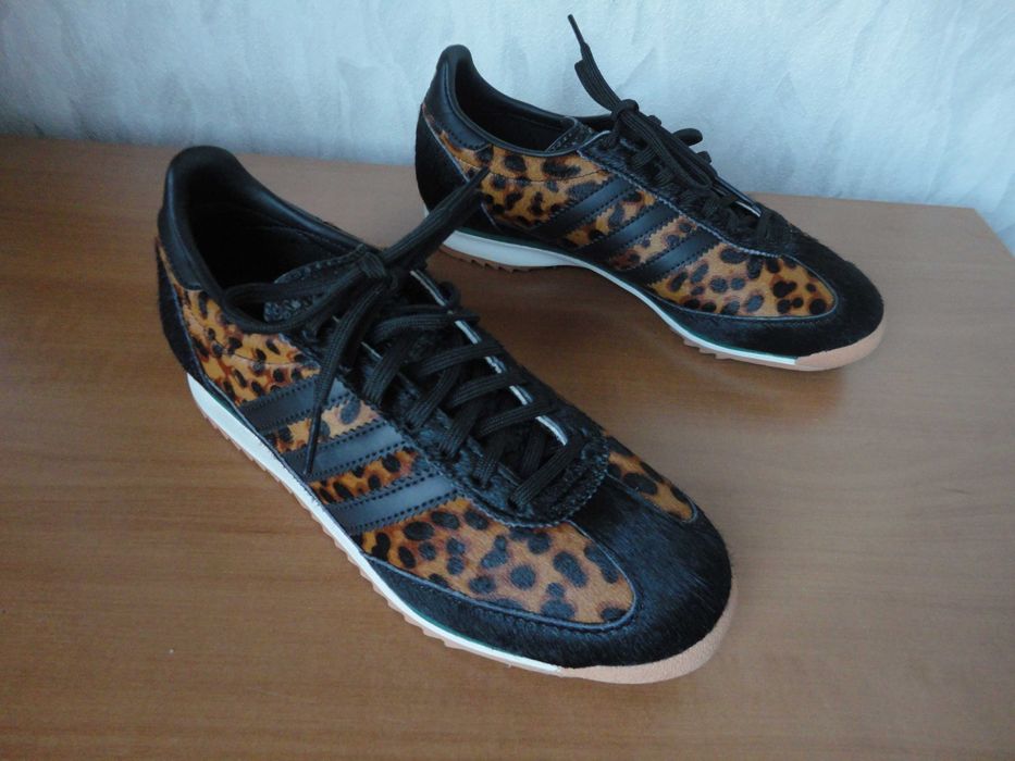 N37,5 Adidas/нови/естествена кожа/дамски маратонки