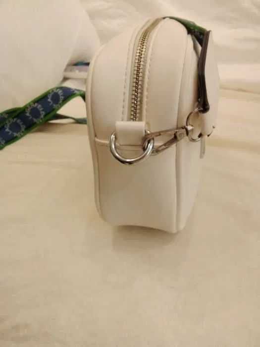 Чанта Карл Лагерфелд - 39.90 лева.