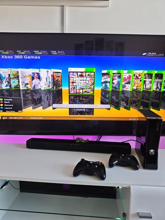 XBOX 360 slim Modat RGH + 2 MANETE + JOCURI