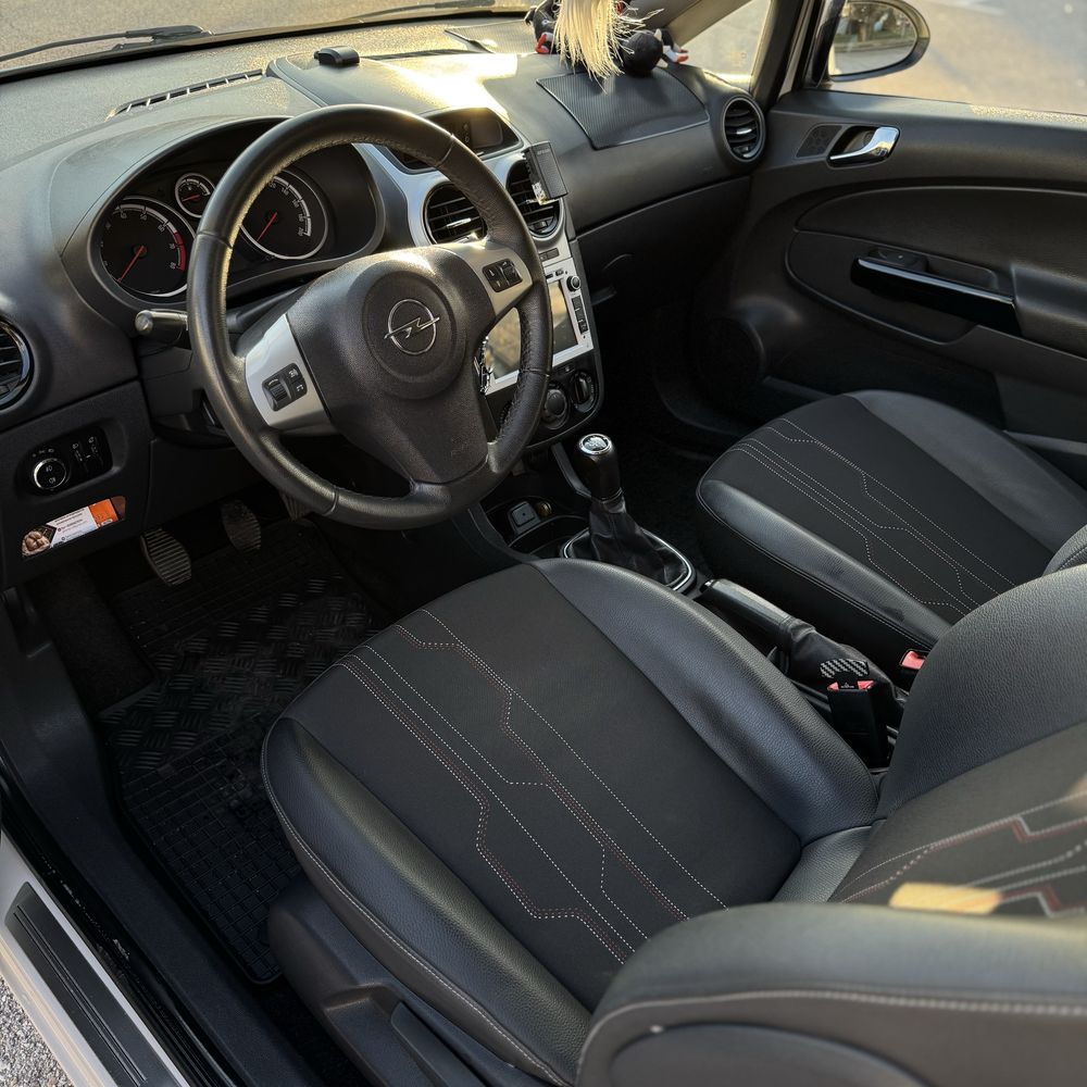 Opel Corsa 1.2 2012