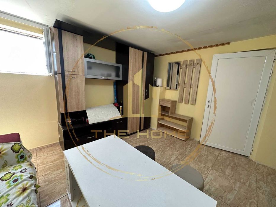 Дава се под наем Двустаен апартамент в Варна, м-т Акчелар - 45 кв.м за 250 € - Снимка #1