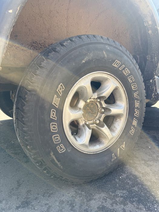 Джанти с гуми 31/10.5/15