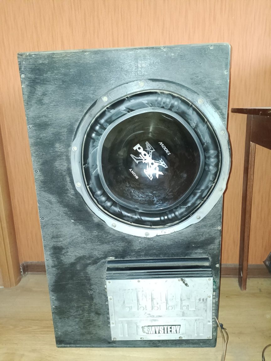 Продам сабвуфер в хорошем состоянии