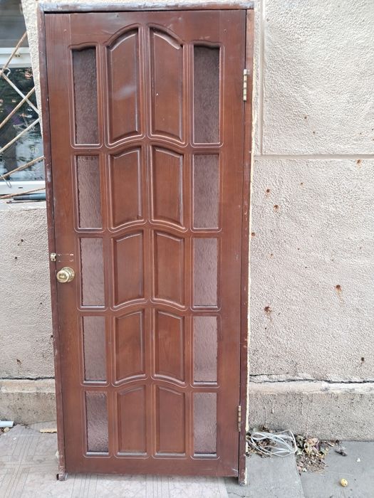 Продам двери бу 5 штук