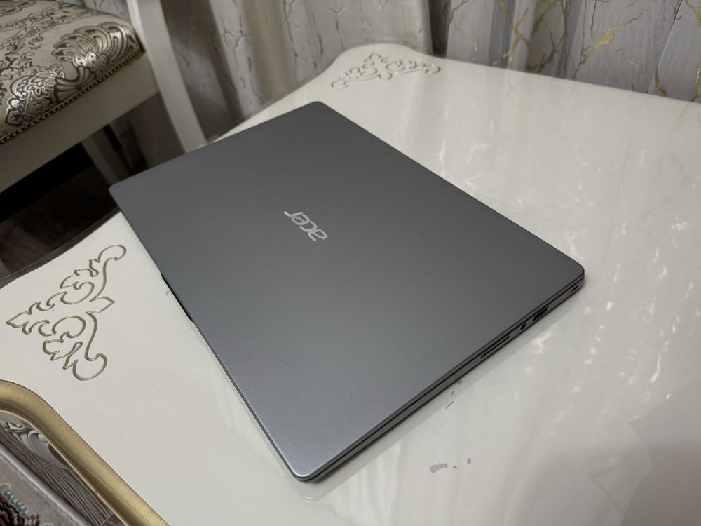 ACER SWIFT 14Full HD/ Топовый Ультрабук/SSD/ Touch ID