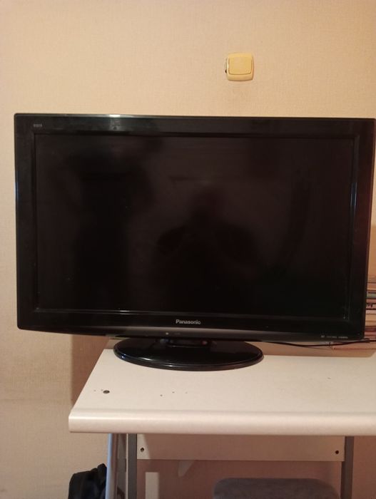 Продам телевизор Панасоник