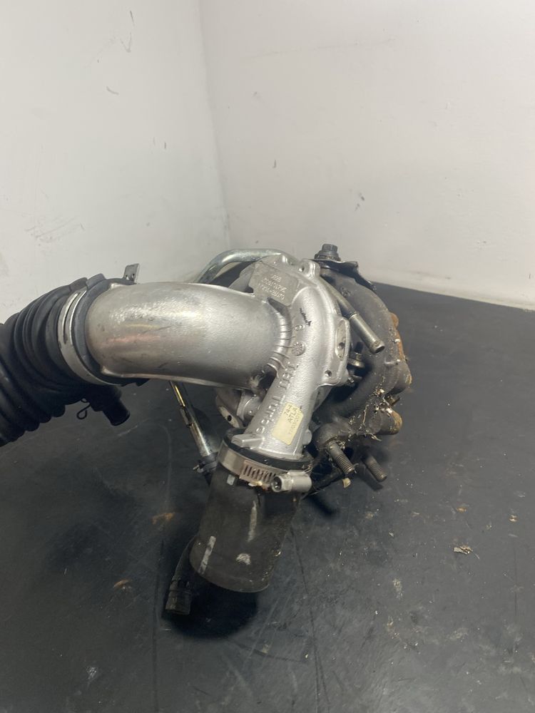 Turbina turbo Toyota Auris 2.2 d-4d 2006-2012