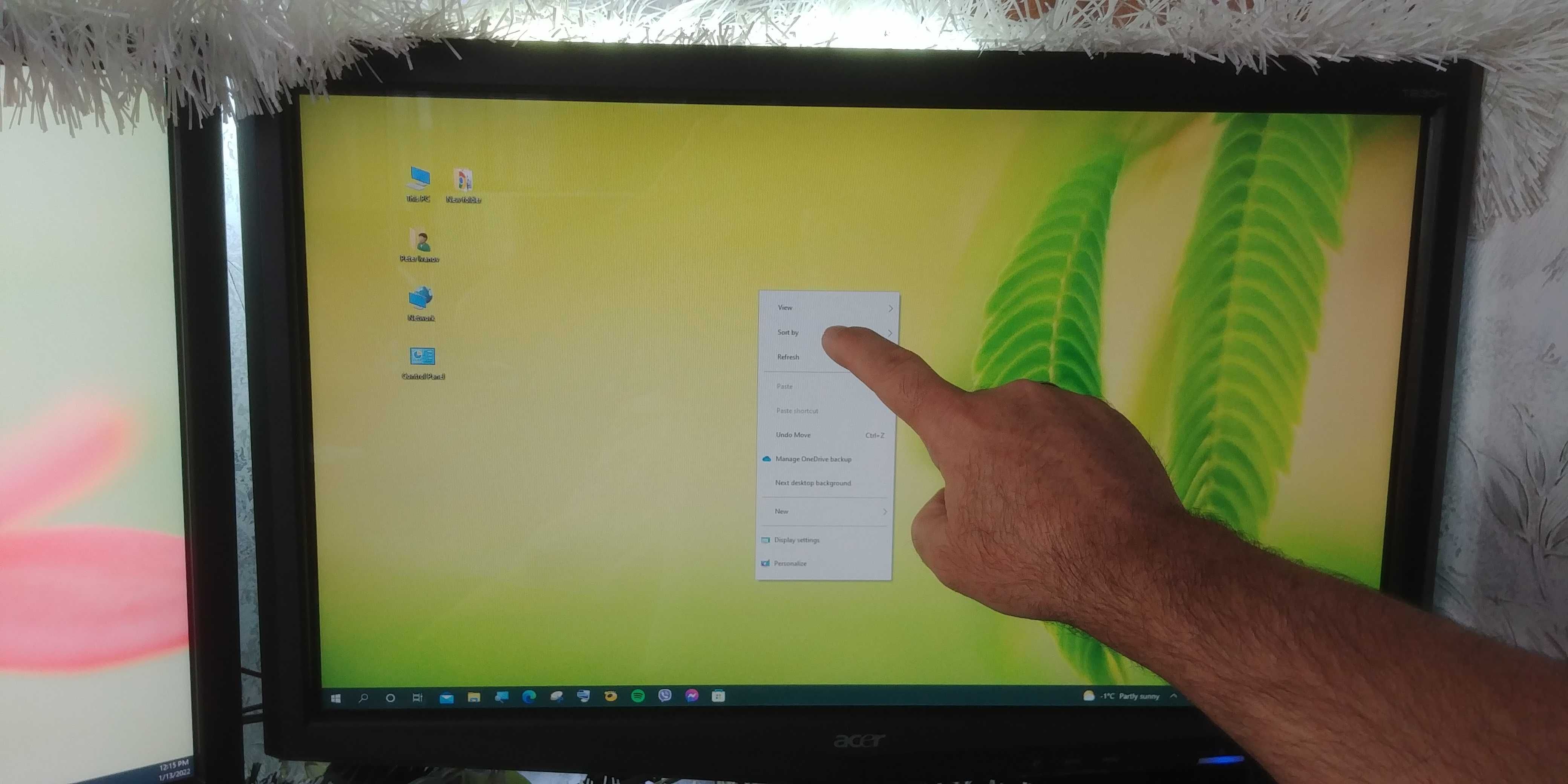 Перфектни Dell 24" и Acer 23"Multi-Touch