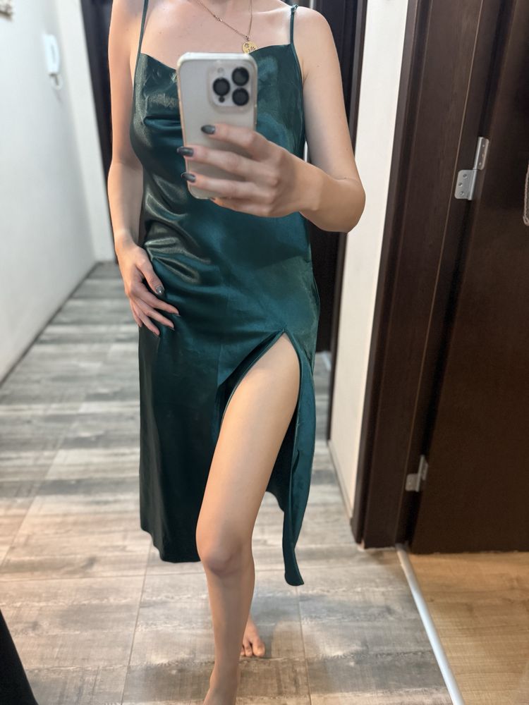 Сатенена рокля,Размер С