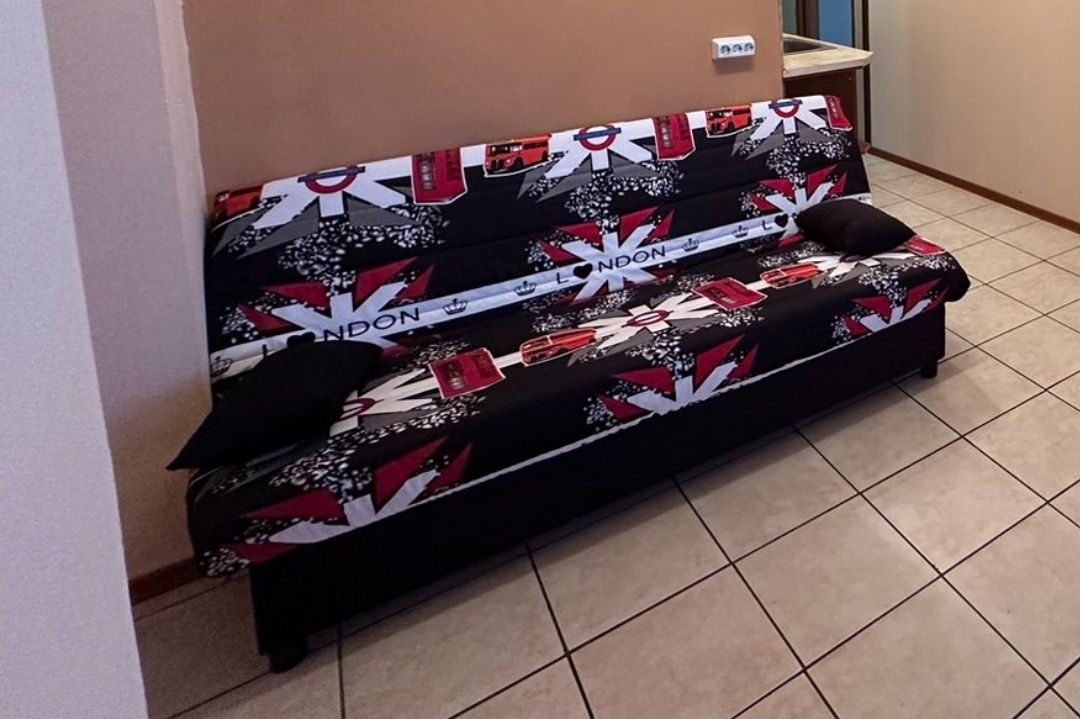 Нов разтегателен диван