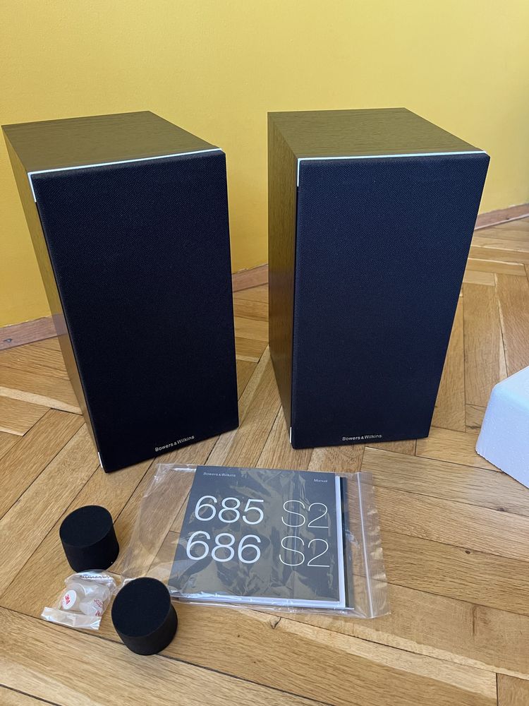 Пасивни спийкъри / тонколони Bowers & Wilkins 686 S2 100W