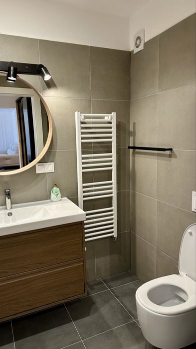 Inchiriez 3 camere Maurer + Parcare subterana B24 incalzire pardoseala