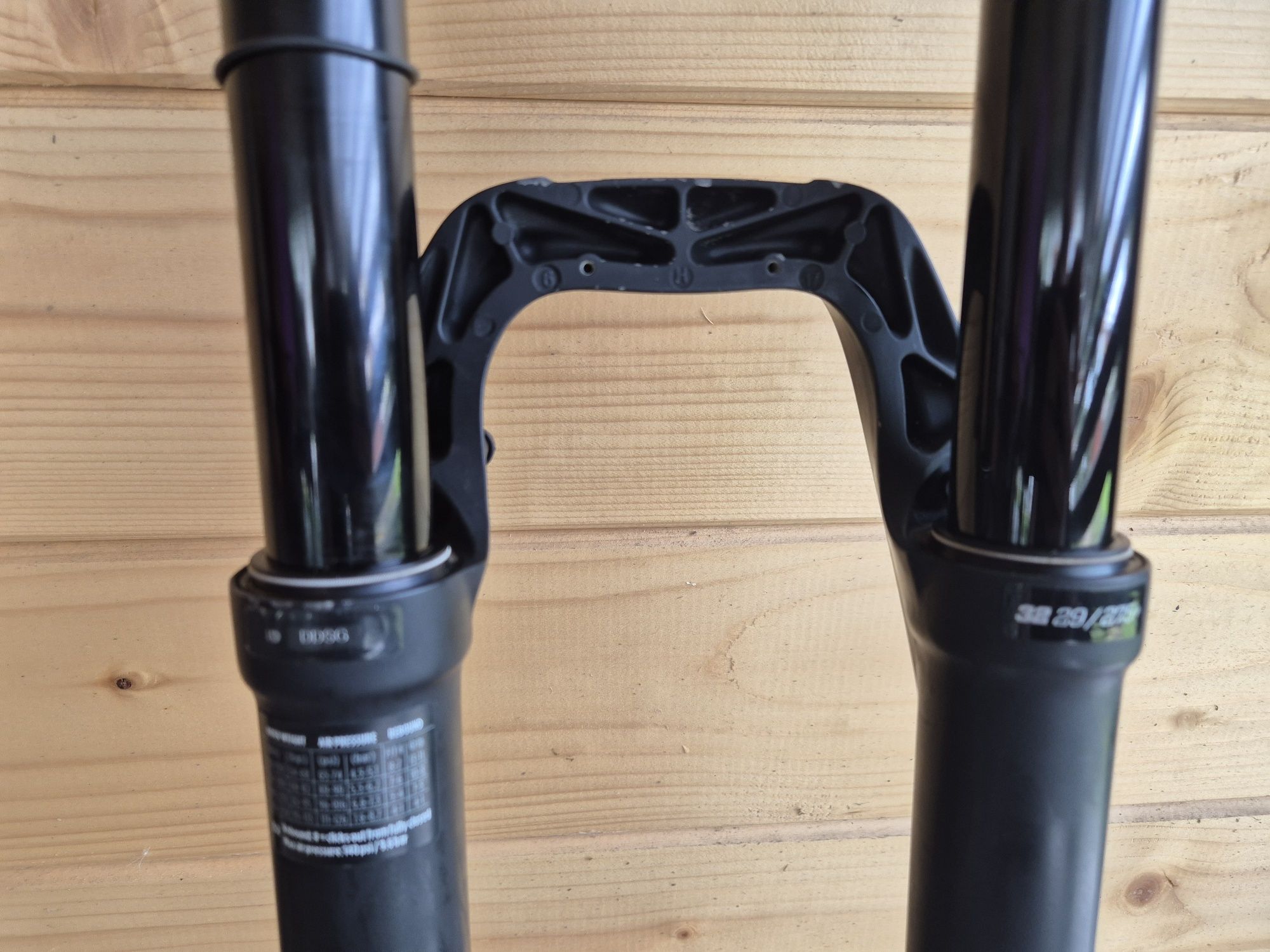 FOX 32 Furca/Suspensie Fata 29/27+Rhythm 15x110mm