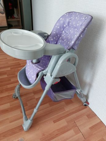 Детский стульчик для кормления ребёнка