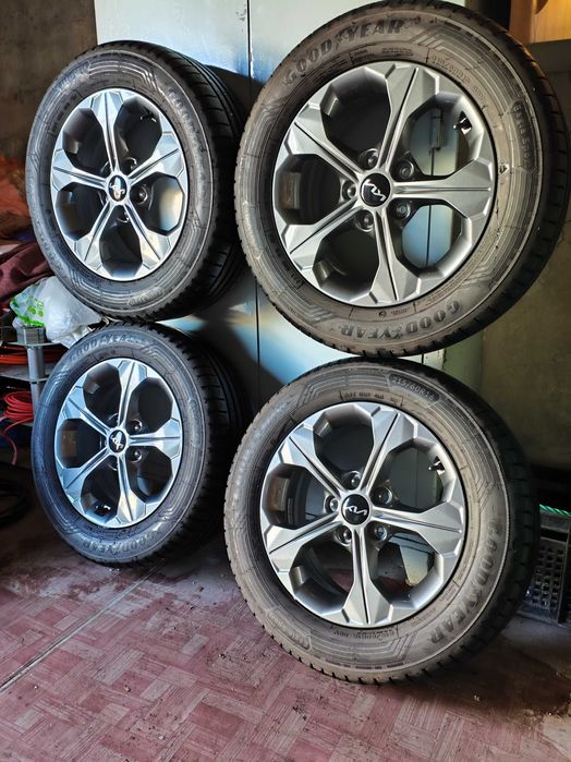 Диски, колеса, шины Kia R16 5х114,3