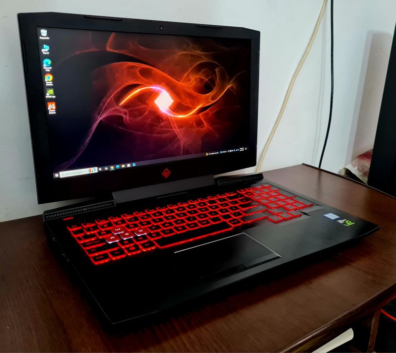 Laptop Gaming HP Omen / i7-7700HQ/ GTX 1050Ti/ 20 Gb Ram / SSD+HDD