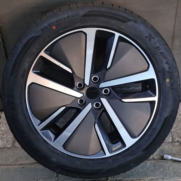 Запасное колесо на Li Xiang Li Auto 20"  L‑series: L6, L7, L8, L9