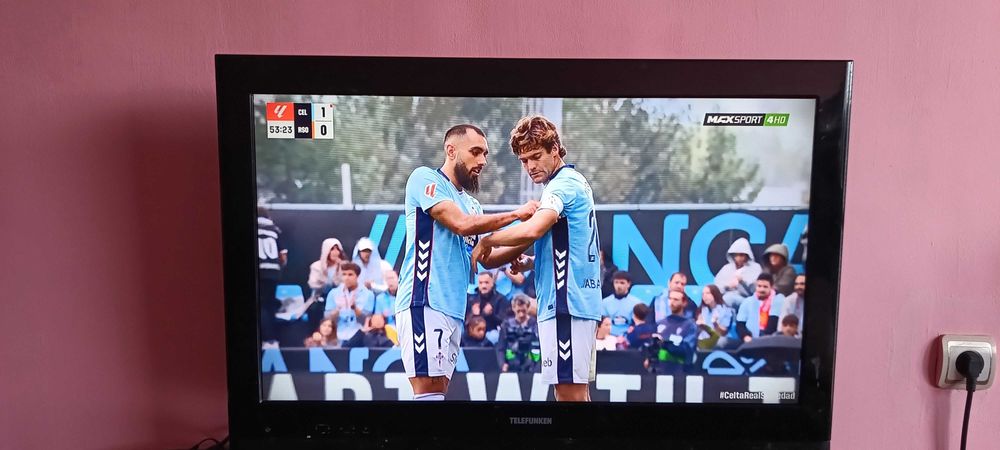 Телевизор Telefunken 32