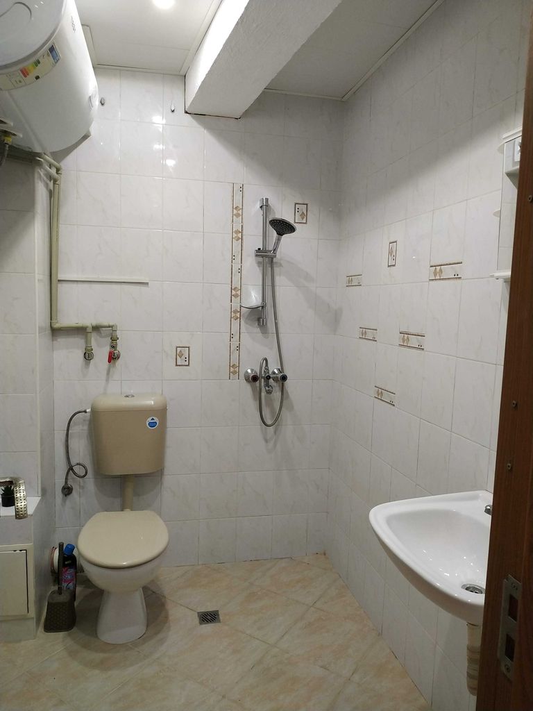 Дава се под наем Двустаен апартамент в Варна, Колхозен пазар - 55 кв.м за 433.5 € - Снимка #10