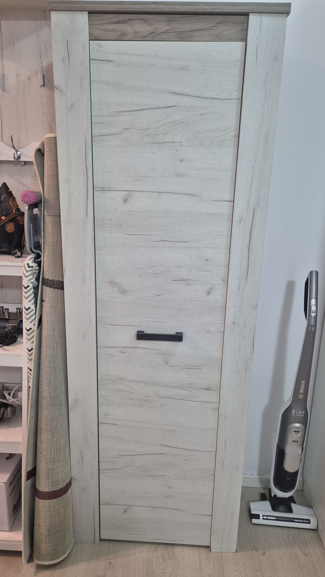 Set mobilier hol - dulap si curier
