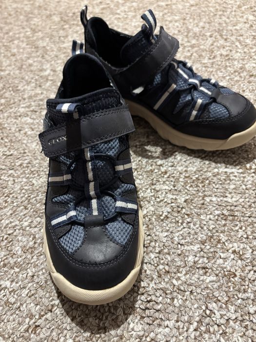 Geox pantofi sport cu mici decupaje, 33