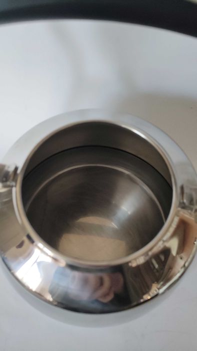 Масивен чайник от неръждаема стомана + индукция