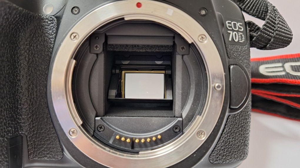 Canon eos 70D (тяло)
