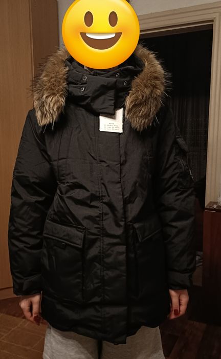 Продам куртку женскую