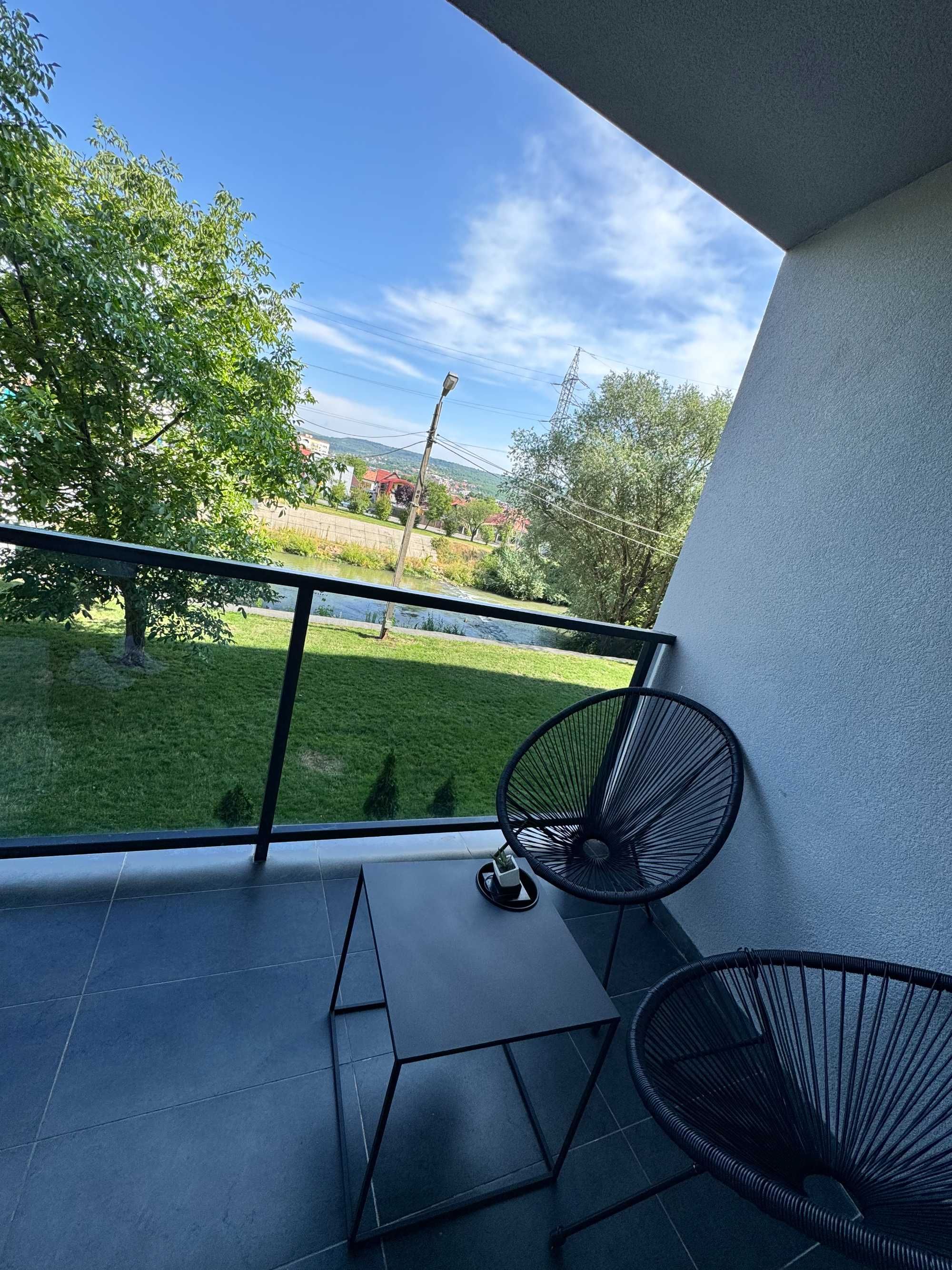 Apartament cu 3 camere, 80mp, finisat, la cheie, langa RIVUS