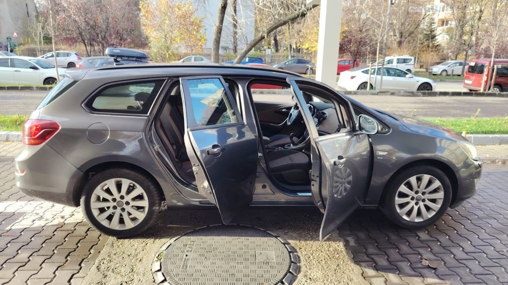 Vand Opel Astra 2011